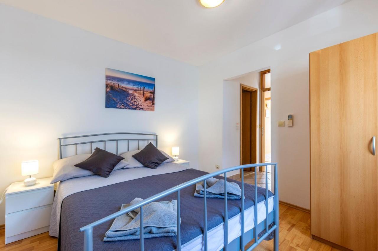 Villa Tomas „The View Of Jesenice“ เยเซนิเซ ภายนอก รูปภาพ