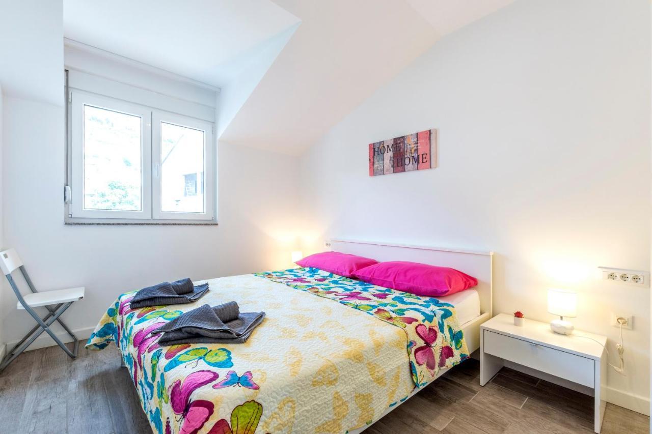 Villa Tomas „The View Of Jesenice“ เยเซนิเซ ภายนอก รูปภาพ